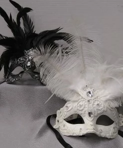 KBW Global Corp Venetian Lace W/ Stone & Feather